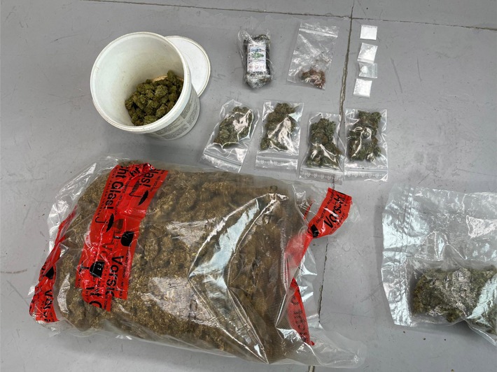 POL-KS: Bundespolizisten nehmen mutmaßlichen Drogenhändler im Bahnhof Wilhelmshöhe fest