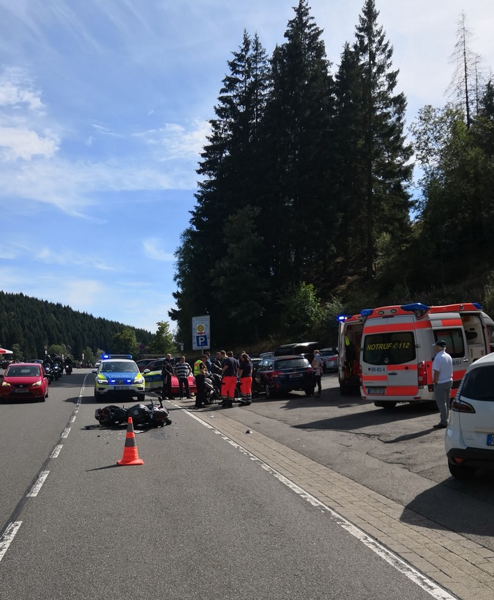 POL-GS: Verkehrsunfall mit zwei verletzten Motorradfahrern auf der B 498 in Höhe Okertalsperre (Hauptstaumauer)