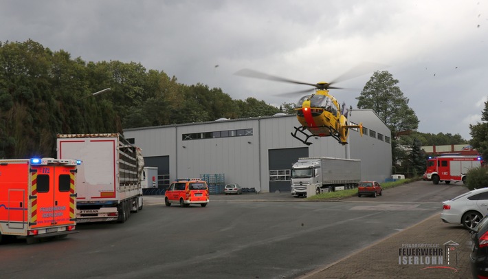 FW-MK: Rettungshubschraubereinsatz nach Sturz von LKW