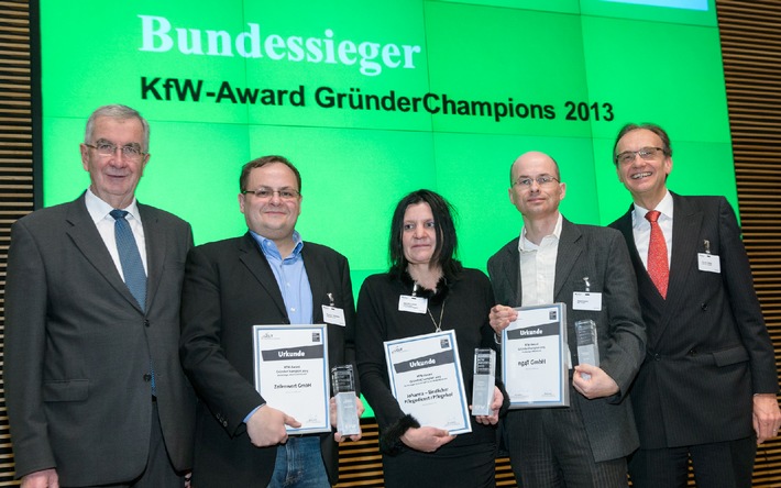 Start-ups aus Berlin, Brandenburg und Thüringen als Bundessieger im Unternehmenswettbewerb KfW-Award GründerChampions 2013 ausgezeichnet (BILD)