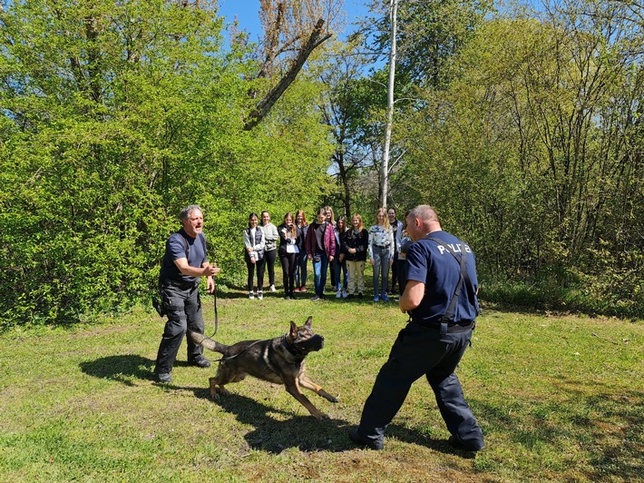 BPOLI-KN: Girls&#039;Day bei der Bundespolizei