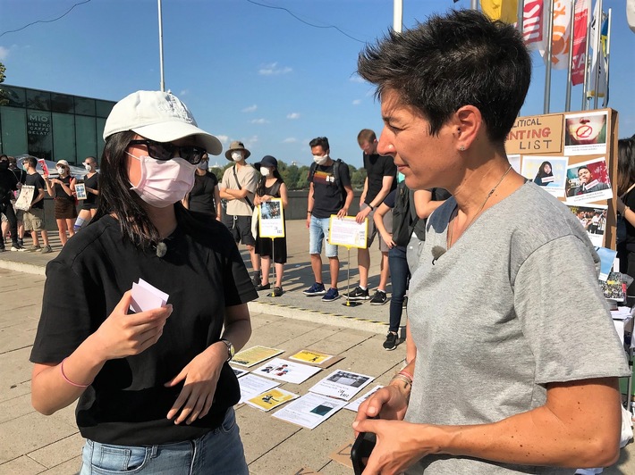 "dunja hayali" im ZDF über die AfD nach den Wahlerfolgen und Proteste in Hongkong (FOTO)