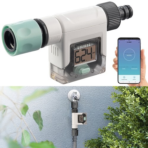 Den Wasserverbrauch im Blick behalten: Royal Gardineer Smart-Wasserzähler WZ-300.app für den Gartenschlauch mit Display, Bluetooth &amp; App