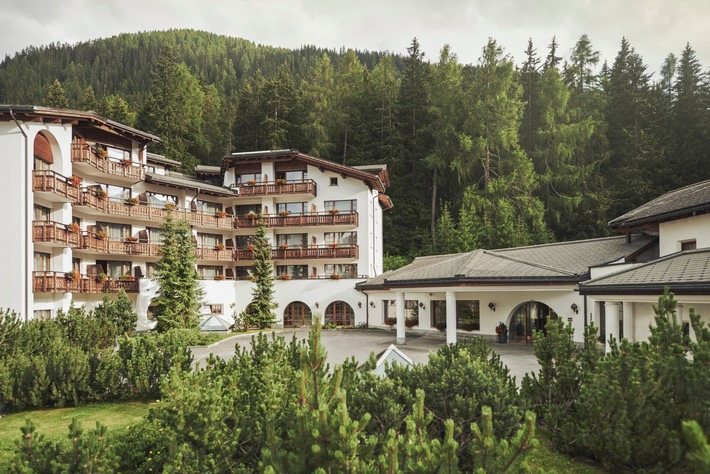 Sommerfrisch: Mountain Plaza Hotel und Hotel Waldhuus starten durch