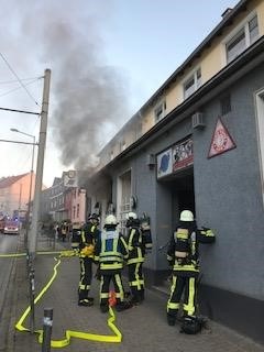 FW-BO: Brand in einem Gastronomiebetrieb in Bochum-Gerthe