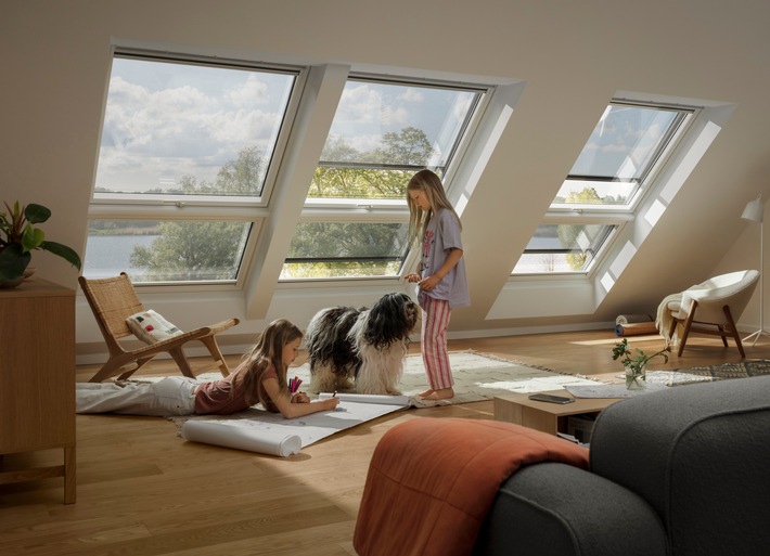 Kühl bleiben in den eigenen vier Wänden / Expertentipps von Velux gegen Sommerhitze in der Wohnung