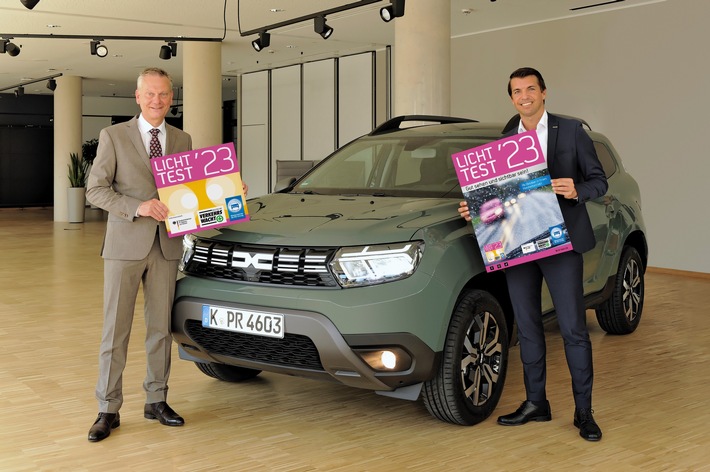 Licht-Test 2023: Dacia ist Autopartner