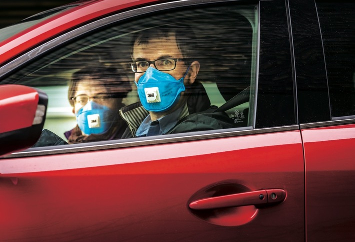 AUTO BILD-Reportage: Dicke Luft im Autoinnenraum: NO2-Belastung alarmierend hoch