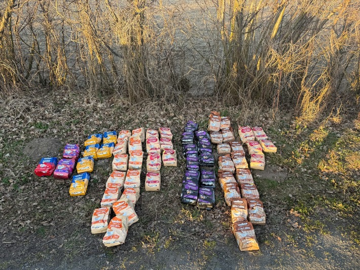 POL-NMS: 250324-4-pdnms Verdächtige Kaffeefahrt auf der B 203 Höhe Holzbunge