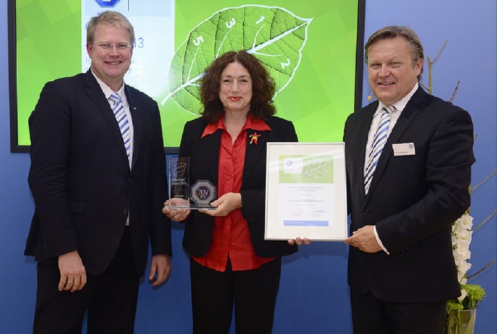 AIDA für umweltfreundliches Flottenmanagement mit Green Fleet Award ausgezeichnet / Mit Carsharing spart die Reederei jährlich 1,7 Tonnen CO2 pro Auto ein