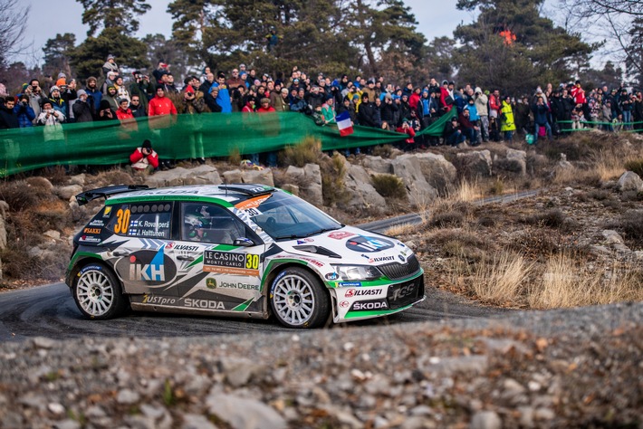 Rallye Monte Carlo: Rovanperä kämpft sich nach Missgeschick zurück und holt Meisterschaftspunkte (FOTO)