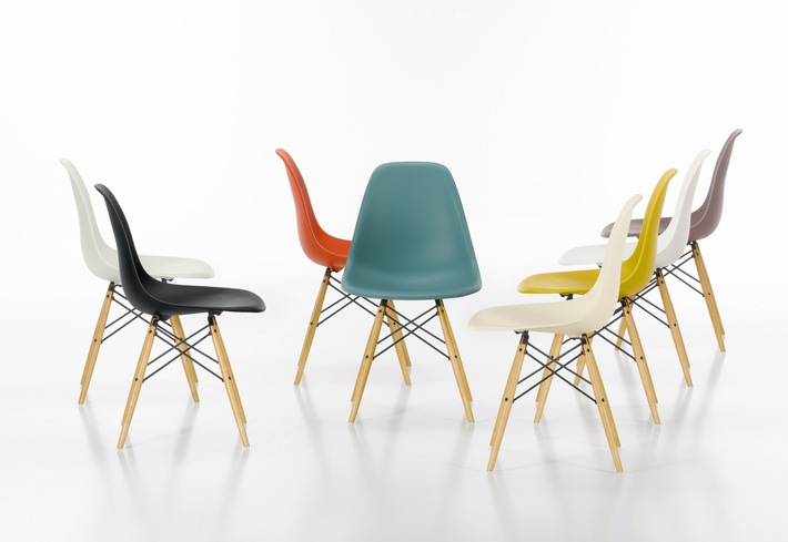 Wie einfach aus 5 Vitra Eames Stühlen 6 werden können