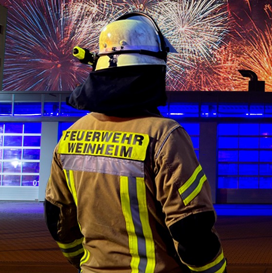 FW Weinheim: Sicher ins neue Jahr - Richtiges Verhalten mit Feuerwerkskörpern und Silvester-Sicherheit