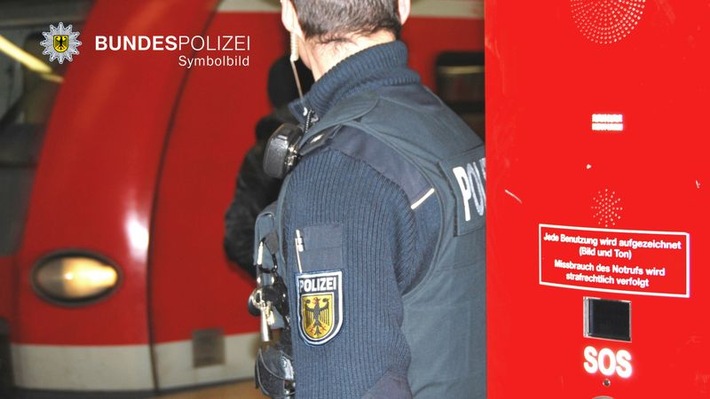 Bundespolizeidirektion München: Haftprüfung nach exhibitionistischer Handlung: 63-Jähriger manipulierte in der S1 an seinem Geschlechtsteil