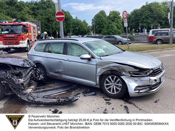 FW-M: Verkehrsunfall mit zwei Verletzten (Fürstenried)