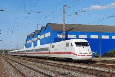 BPOL-BadBentheim: Herrenloses Gepäckstück - Rund 300 Fahrgäste aus ICE evakuiert