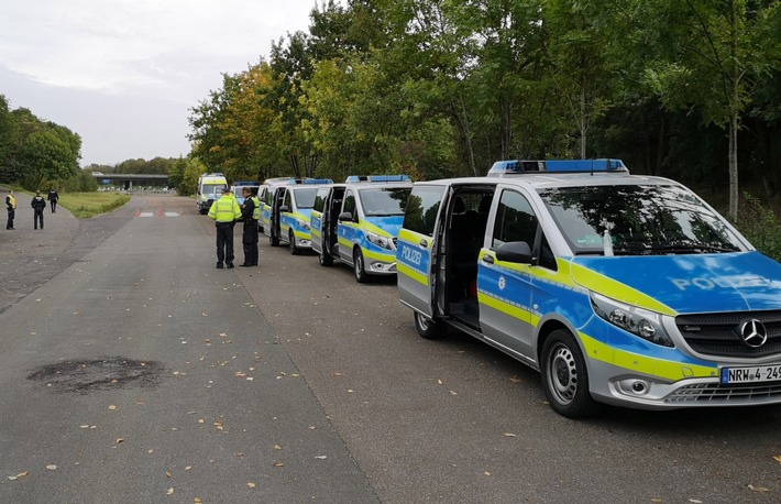 POL-MG: Für mehr Sicherheit im Straßenverkehr - Großkontrolle an der B57