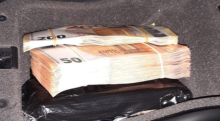 BPOL NRW: Bundespolizei beschlagnahmt 50.000 Euro wegen des Verdachtes der Geldwäsche