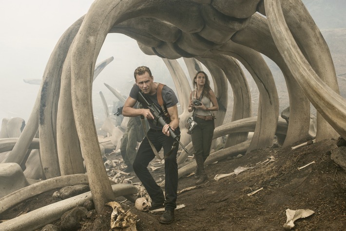 Tom Hiddleston geht auf eine aufregende Großwildjagd: Free-TV-Premiere von "Kong: Skull Island" auf ProSieben