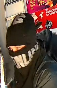 POL-WOB: Öffentlichkeitsfahndung nach Einbruch in Kiosk