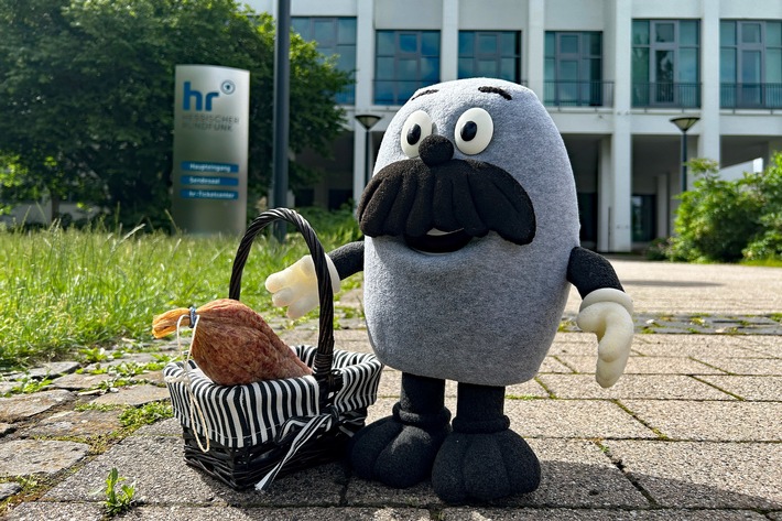 hr-Maskottchen Onkel Otto tourt vom 10. Juni an 80 Tage durch Hessen