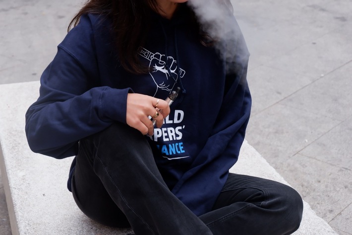 person vaping neutral 9 Large.jpeg