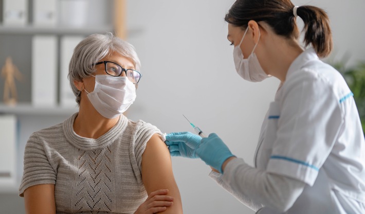 Grippeschutz ist besonders wichtig für Menschen ab 60 Jahren: Jetzt Termin für die Grippeimpfung vereinbaren