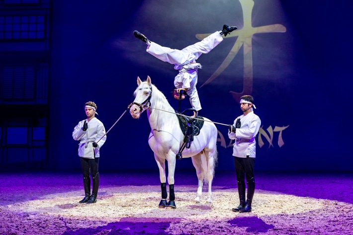 "CAVALLUNA - Land der Tausend Träume": Europas größte Pferdeshow ist wieder auf Tour