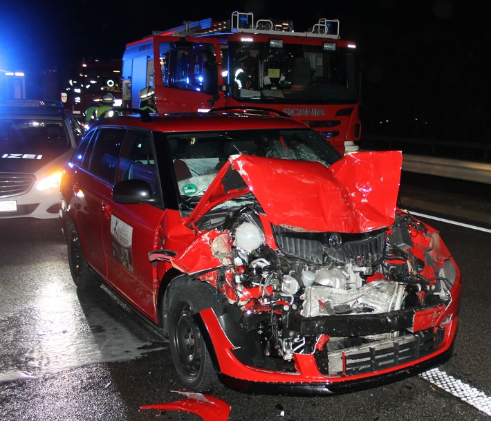 POL-PDNW: Polizeiautobahnstation - Verkehrsunfall auf der A 650 sorgt für erhebliche Behinderungen im Berufsverkehr