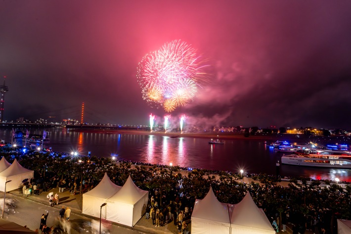 Japan-Tag Düsseldorf/NRW 2025: Around 380,000 visitors celebrated a festival of Japanese culture and encounters in Düsseldorf/ Spectacular finale with traditional Japanese fireworks