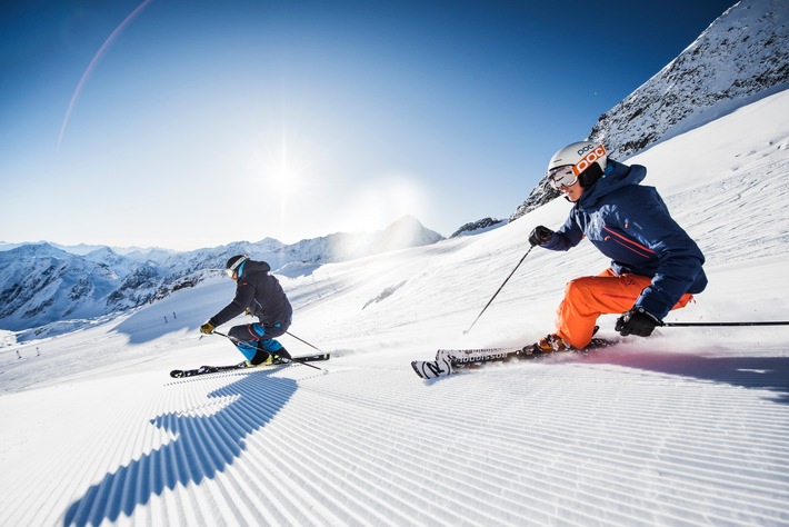 Sonnenskilauf am Stubaier Gletscher - im Königreich des Schnees