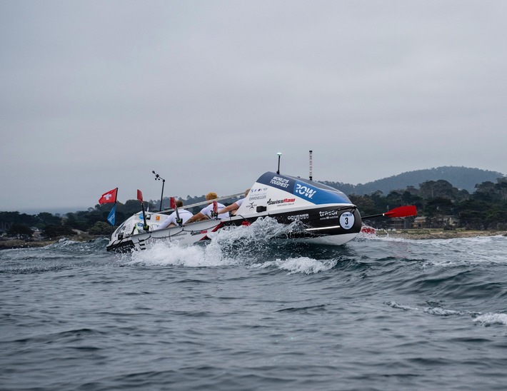 Weltrekord geschafft: SwissRaw setzt bei Ruderrennen im Pazifik sportliches Zeichen für den Meeresschutz