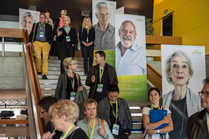 Soutenir le bien vieillir à domicile : un défi pour les particuliers et l