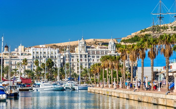 Best Place Immobilien expandiert: Traumstandorte an der spanischen Mittelmeerküste