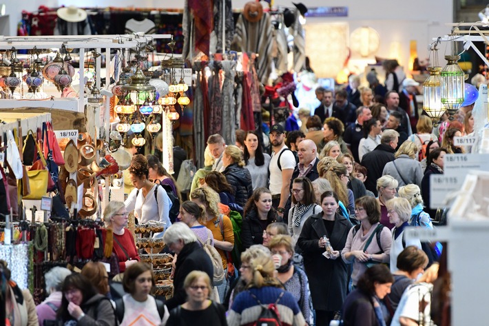 Abschlussbericht: Fünf Kontinente in fünf Tagen - Bazaar Berlin zieht positive Bilanz