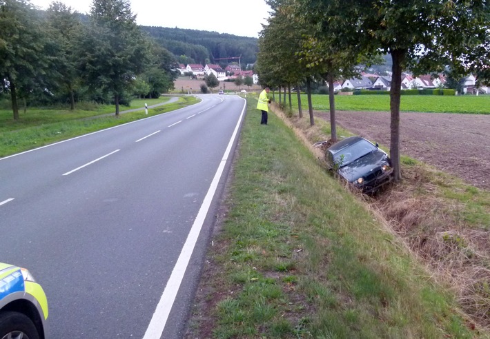 POL-MI: Junge BMW-Fahrerin verliert die Kontrolle