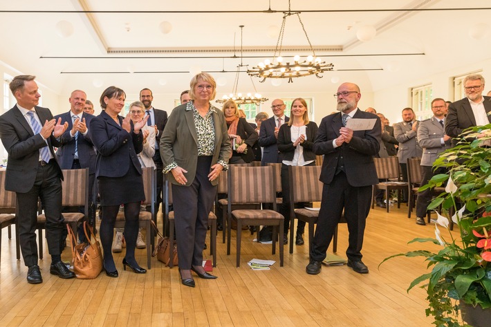 Führungswechsel beim Bundeswehr-Dienstleistungszentrum Wunstorf