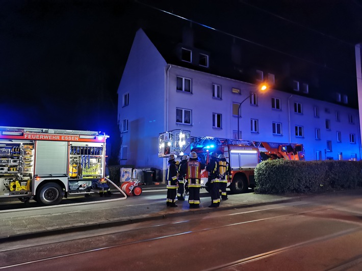 FW-E: Brand in Dachgeschoss - keine verletzten Personen