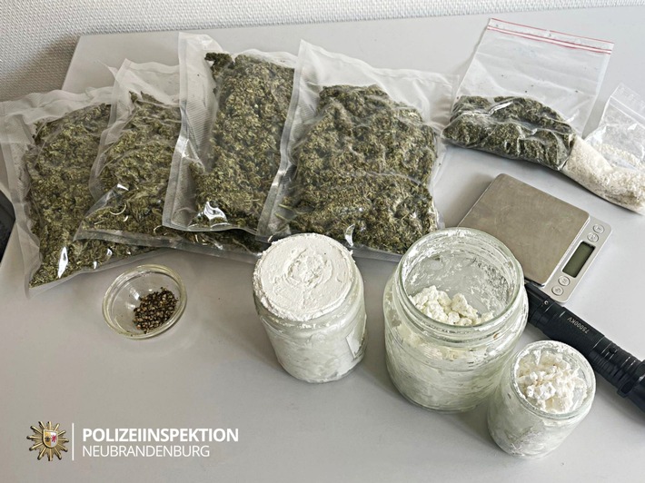 POL-NB: Drogen nach Hausdurchsuchung beschlagnahmt
