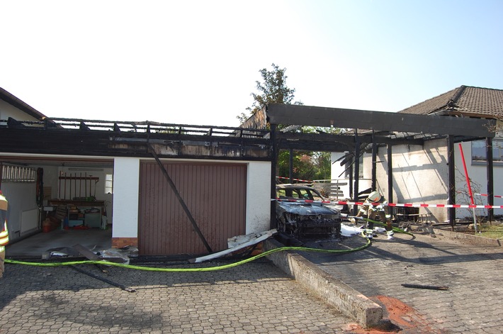 POL-PDKL: Brand Carport mit Pkw und Folgeschäden Nachbaranwesen