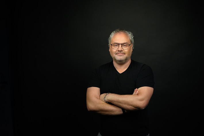 ROCK FM geht im Saarland auf Sendung – Lauter. Rock. Legenden