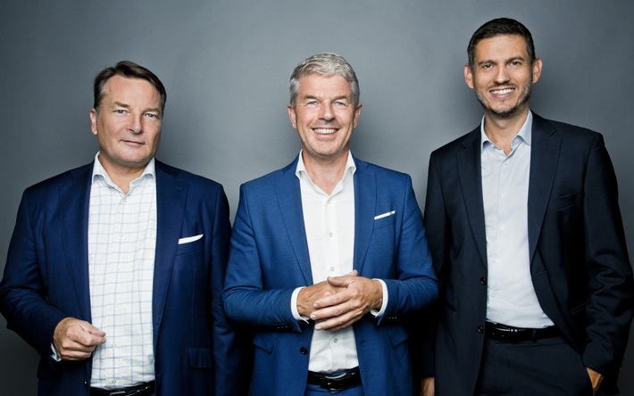 Der führende österreichische Hotelconsultant MRP hotels begleitet Hoteleigentümer, -entwickler und -betreiber seit mehr als 10 Jahren im gesamten Zyklus der Hotelimmobilie.  Mit der mehrheitlichen Anteilsübernahme an der deutschen Hospitality Competence Berlin (kurz hcb) zeigen die Österreicher nicht nur Flagge in Deutschland, sie haben sich mit hcb auch einen starken Partner an Bord geholt. Ziel ist es, fokussiert zu wachsen und sich europaweit doppelt kompetent aufzustellen: technische trifft auf wirtschaftliche Kernkompetenz. Hoteleigentümern steht damit ein umfassendes Dienstleistungsportfolio zur Verfügung.