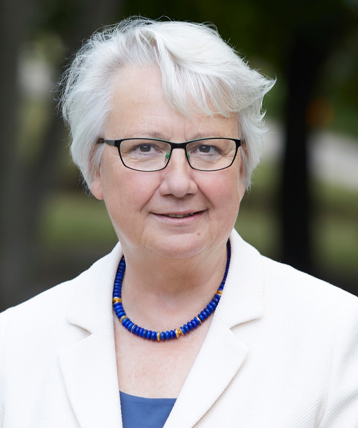 Annette Schavan zur neuen Kuratoriumsvorsitzenden der Stiftung EVZ ernannt