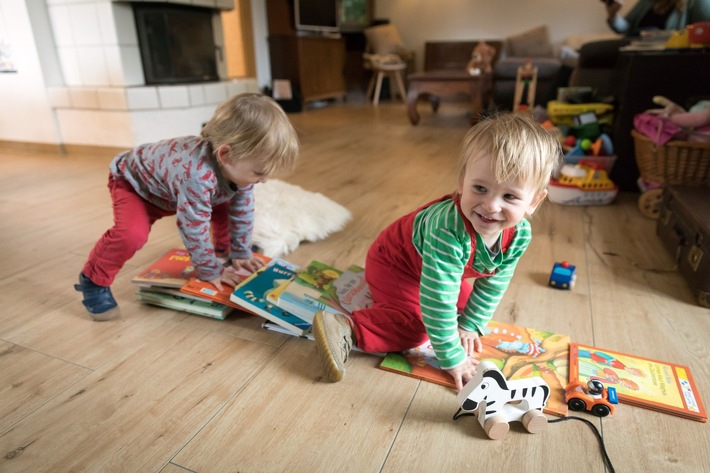 Pressemeldung: Neuer Selbstlernkurs "Frühe Sprach- und Leseförderung für Kinder unter 3"