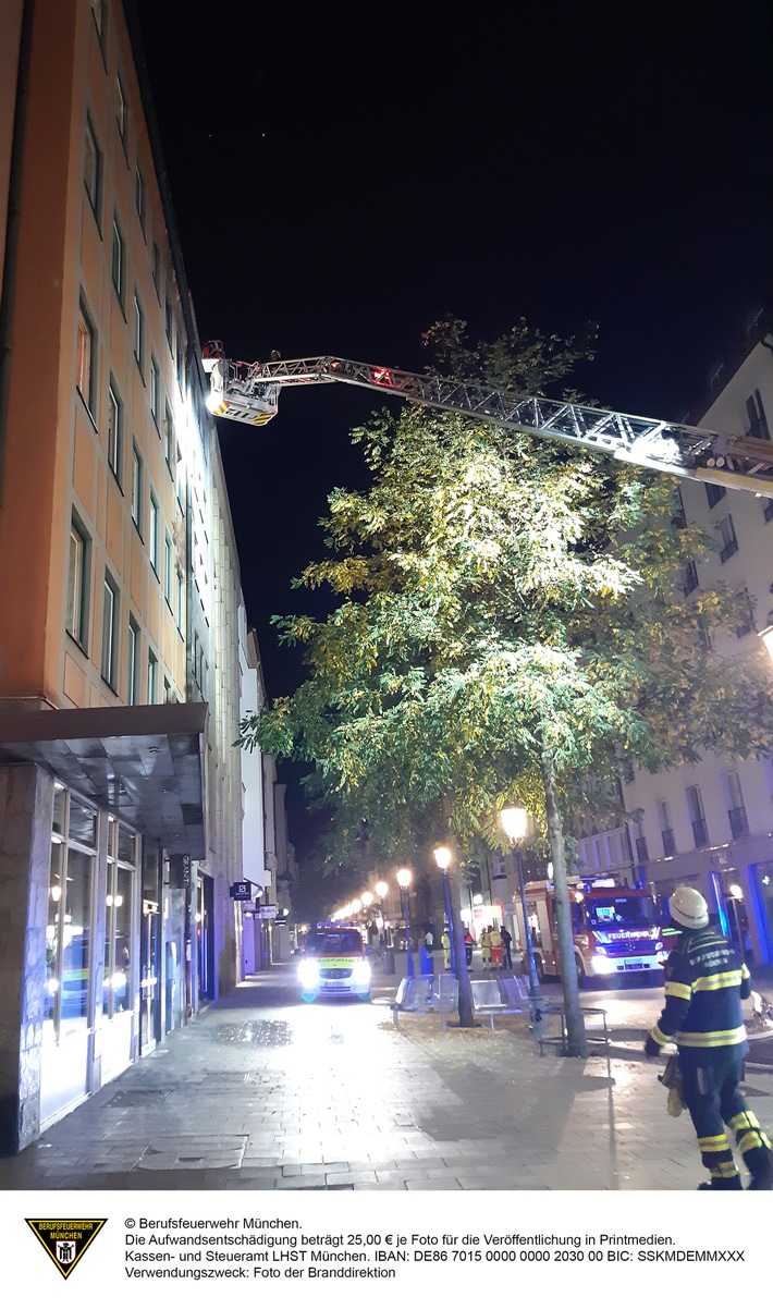 FW-M: Zimmerbrand mit zwei verletzten Personen (Altstadt-Lehel)