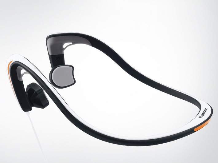 Ohren auf im Straßenverkehr / Der Panasonic Bone Conduction Kopfhörer RP-HGS10 bringt die Musik über den Knochen ins Ohr ohne die Umgebung auszublenden