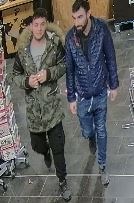 POL-DO: Wechselgeldbetrug - Polizei sucht mit Lichtbildern nach den zwei Tatverdächtigen