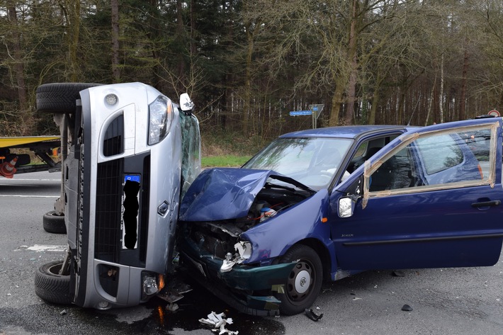 POL-WHV: Verkehrsunfall in Varel