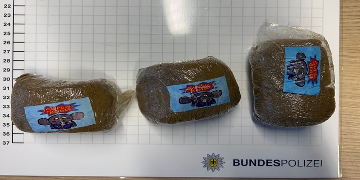 BPOL NRW: Bundespolizisten beschlagnahmen 290 Gramm Haschisch im RE13