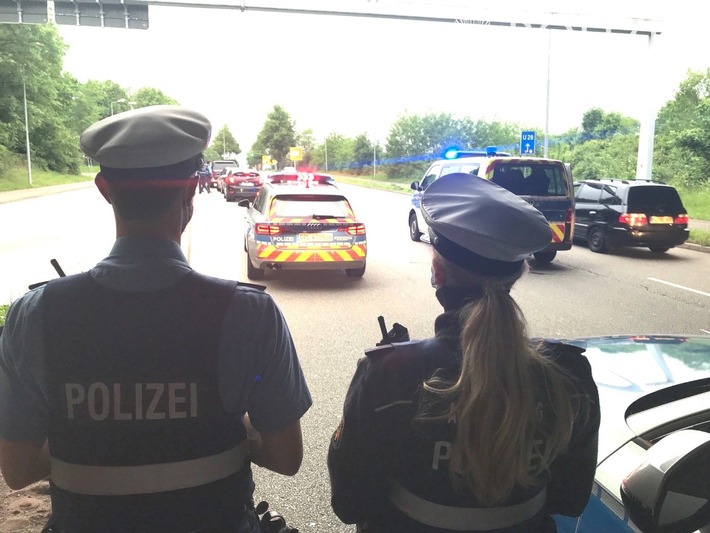 POL-PPWP: Verkehrskontrollen in der Mainzer Straße